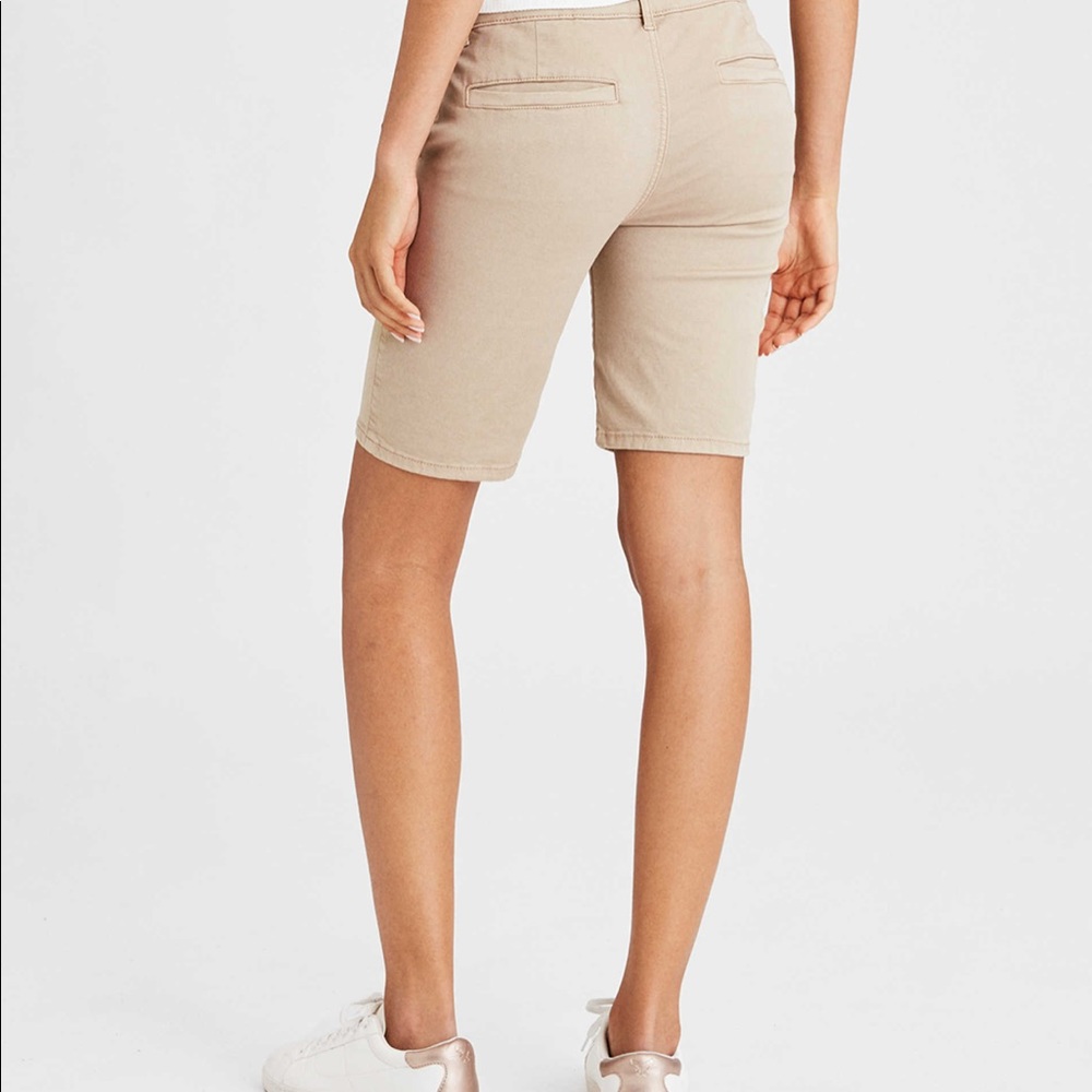 American Eagle khaki shorts